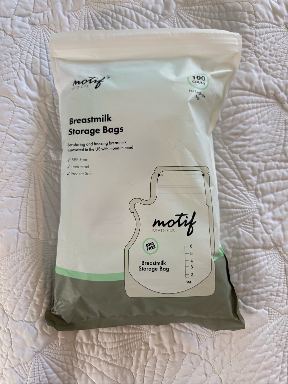 Motif Medical White & Green Breastmilk Storage Bags — 100 Count